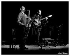 Matthieu-Donarier&amp;Manu-Codjia DSC 7320 N&amp;B 5x4