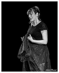 Sarah-Lenka DSC 2582 N&amp;B 5x4