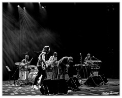 Romaric-Nzaou&amp;Julien-Lacharme&amp;Raymond-Doumbe&amp;Fabrice-Martinez&amp;Bettina-Kee DSC 9604 N&amp;B 5x4