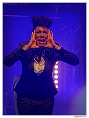 Sandra-Nkake 2014-03-18 DSC 0390