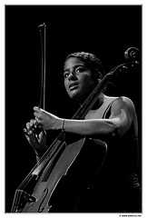 Leyla-McCalla DSC 0435 N&B