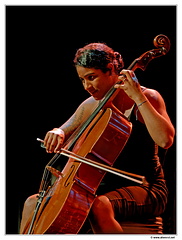 Leyla-McCalla DSC 0443