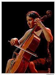 Leyla-McCalla DSC 0444