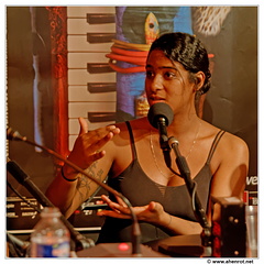 Leyla-McCalla DSC 0542