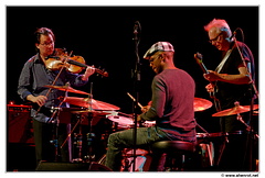 Eyvind-Kang&Rudy-Royston&Bill-Frisell DSC 0543