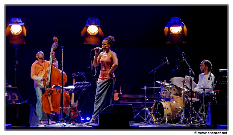 Reggie-Washington&Lisa-Simone&Sonny-Troupe_DSC_0214.jpg