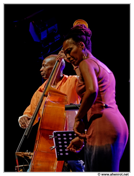 Lisa-Simone&Reggie-Washington_DSC_0162.jpg