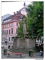 Wappenbrunnen&Knoblauchhaus dscn5793