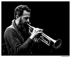 Avishai-Cohen DSC 0101 N&B