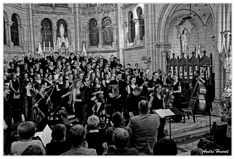 DSC_3745_1600_N&B.jpg