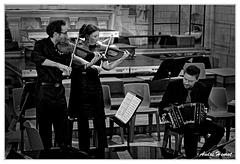 Mehdi-Al-Tinaoui&Sarah-Lecourt&Maxime-Point DSC 3601 N&B