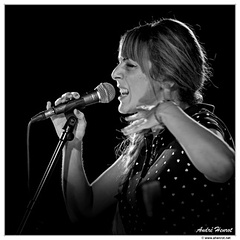 Sarah-Lenka DSC 3359 N&B