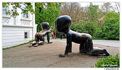 Prague Bebes-Geants David-Cerny Ile-Kampa 20160419 171924 ret