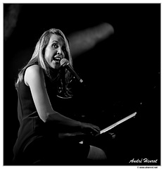 Sarah-McKenzie DSC 6949 N&amp;B