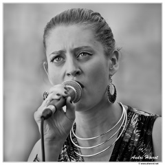 Sarah-Thorpe DSC 9107 N&amp;B