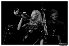 Ingrid-Jensen&amp;Laurent-Peckels DSC 7001 N&amp;B