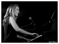 Sarah-McKenzie DSC 6859 N&amp;B Signee