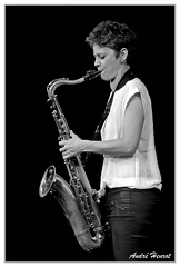 Sophie-Alour DSC 0573 N&amp;B Signee