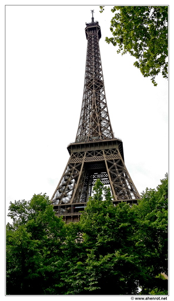 Tour-Eiffel_20170430_120629.jpg