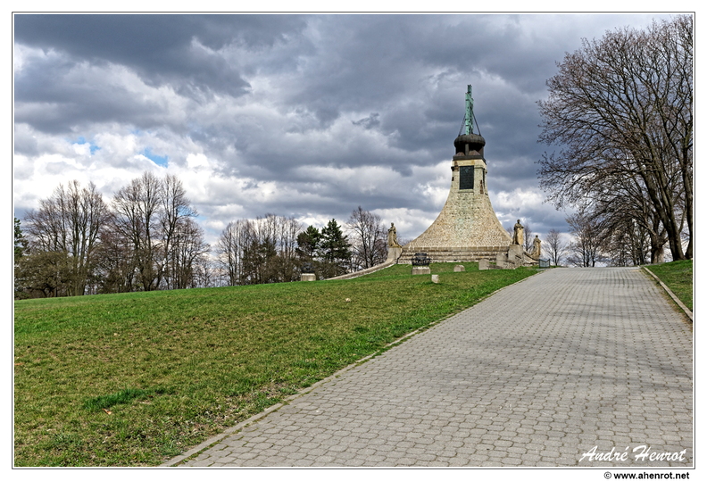 Austerlitz_Monument-de-la-paix_DSC_4883.jpg