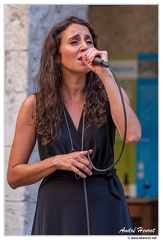 Laurence-Ilous DSC 3495