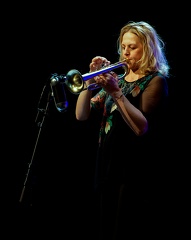 Ingrid-Jensen DSC 6579