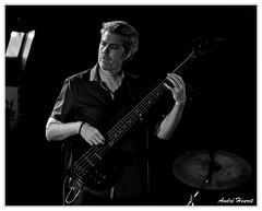 Kyle-Eastwood DSC 0117 N&amp;B 5x4