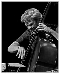 Kyle-Eastwood DSC 9773 N&amp;B 5x4