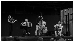 Juliette-Nougue&amp;Guylaine-Leori&amp;Pierre-Francois-Maurin&amp;Frederi-Marcy DSC 3403 N&amp;B 16x9