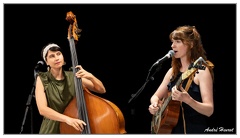 Duo-Sycamore-Sisters Lonesome-Lou&amp;Becky-Blue 16x9