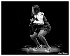 Justina-Le-Brown DSC 4298 N&amp;B 5x4