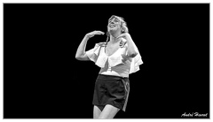 Sarah-Lenka DSC 8600 N&amp;B 16x9