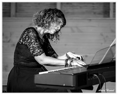 Sandrine-Marchetti DSC 9935 N&amp;B 5x4