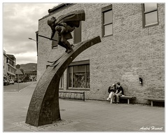 Sur-le-banc Lillehammer-centre DSC 1723 N&amp;B 5x4