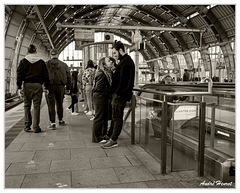 Couple-sympathique DSC 5824 N&amp;B 5x4