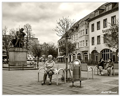 Sur-le-banc-pres-de-Robert DSC 5611