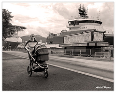 Footing-poussette DSC 0983 N&amp;B 5x4