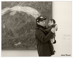 Nice Musee-Chagall Selfie-Bebe DSC 0382 N&amp;B 5x4