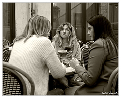 Valence Trio DSC 9084 N&amp;B 5x4