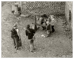 Chateau-de-Spottrup Pilori DSC 0244 N&amp;B 5x4