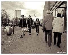 Berlin Super-Woman DSC 0480 N&amp;B