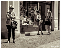 La-Covid Bas-les-masques DSC 4448 N&amp;B