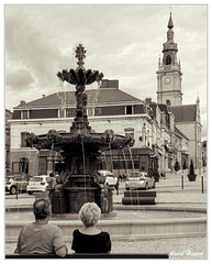 Le-Cateau Sur-le-Banc Fontaine DSC 4816 N&amp;B 4x5