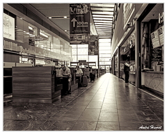 Vienne Hauptbahnhof Buffet DSC 6007 N&amp;B 5x4