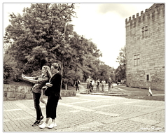 Guimaraes Selfie DSC 0177 5x4 N&amp;B