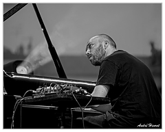 Gauthier-Toux DSC 7140 N&amp;B