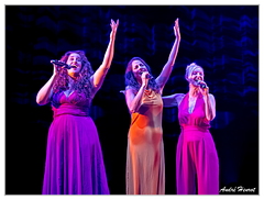 Noemie-LeMaa&amp;Jiji&amp;Sonia-Cat-Berro DSC 8800
